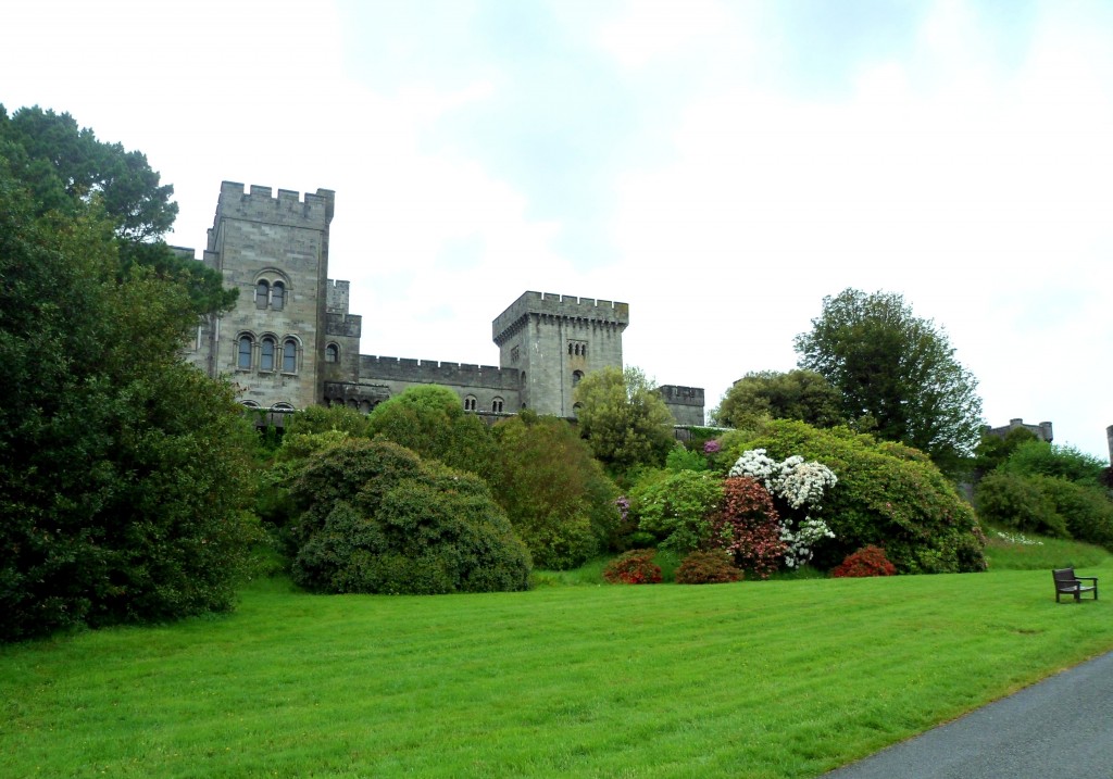 Zdjęcia: w poblizu Llandygai, Walia, Neogotycki Zamek Penrhyn, WIELKA BRYTANIA Zdjęcia: w poblizu Llandygai, Walia, Neogotycki Zamek Penrhyn, WIELKA BRYTANIA