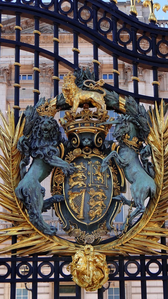 Zdjęcia: Buckingham palace, London, Herbowy zwierzyniec, WIELKA BRYTANIA Zdjęcia: Buckingham palace, London, Herbowy zwierzyniec, WIELKA BRYTANIA