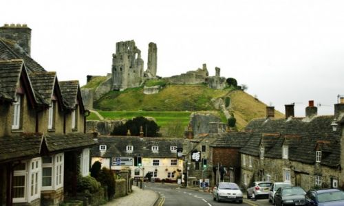 Zdjecie WIELKA BRYTANIA / Dorset / Corfe Castle / Dorset - Corfe Castle