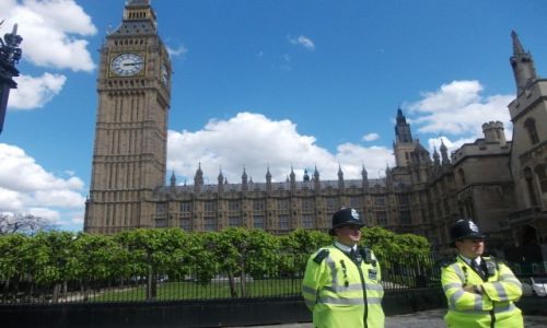 Zdjcie WIELKA BRYTANIA / Londyn / Parlament  / Spenienie marze w Londynie