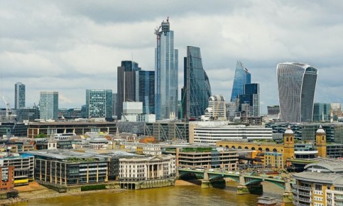 Zdjecie WIELKA BRYTANIA / Londyn / Z tarasu Tate Modern / Coraz wyej