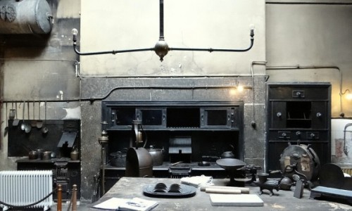 Zdjęcie WIELKA BRYTANIA / Yorkshire / Brodsworth / Kuchnia w rezydencji