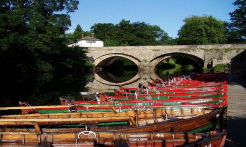 Zdjecie WIELKA BRYTANIA / North Yorkshire / Knaresborough / cichy poranek w Knaresborough