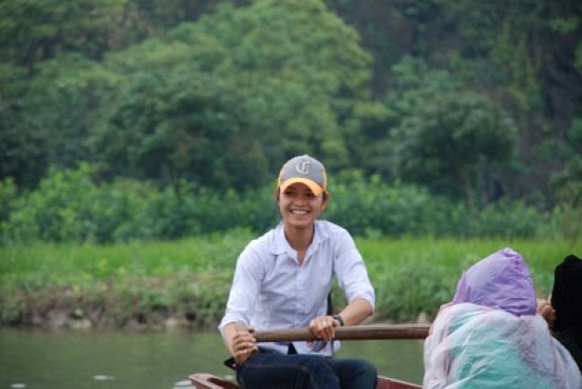 Zdjęcia: 50 km. od Hanoi, Pagoda Huong, Wietnamskie kobiety, WIETNAM Zdjęcia: 50 km. od Hanoi, Pagoda Huong, Wietnamskie kobiety, WIETNAM