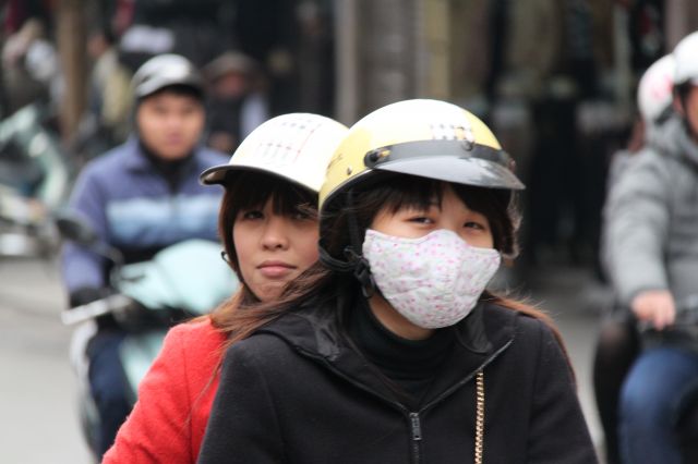 Zdjęcia: Hanoi, Delta Rzeki Czerwonej, Dziewczyny, WIETNAM Zdjęcia: Hanoi, Delta Rzeki Czerwonej, Dziewczyny, WIETNAM