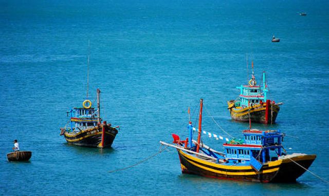 Zdjęcia: rybacka wiosna za rogatkami Mui Ne, fishing boats, WIETNAM Zdjęcia: rybacka wiosna za rogatkami Mui Ne, fishing boats, WIETNAM