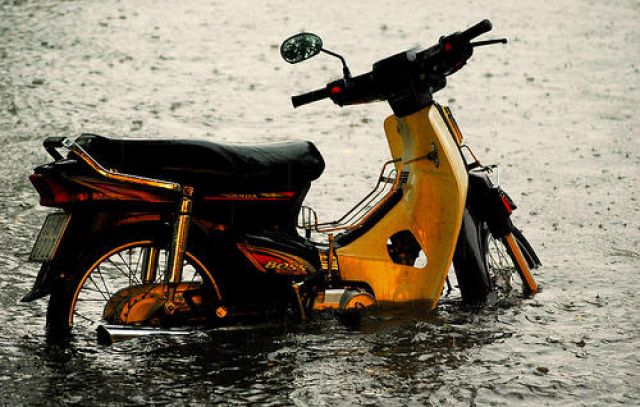 Zdjęcia: Saigon/Ho Chi Minh, trochę się rozpadało, WIETNAM Zdjęcia: Saigon/Ho Chi Minh, trochę się rozpadało, WIETNAM