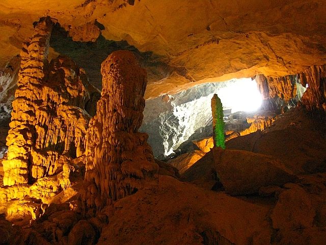Zdjęcia: Ha Long, Grota Trzech Niespodzianek 3, WIETNAM Zdjęcia: Ha Long, Grota Trzech Niespodzianek 3, WIETNAM