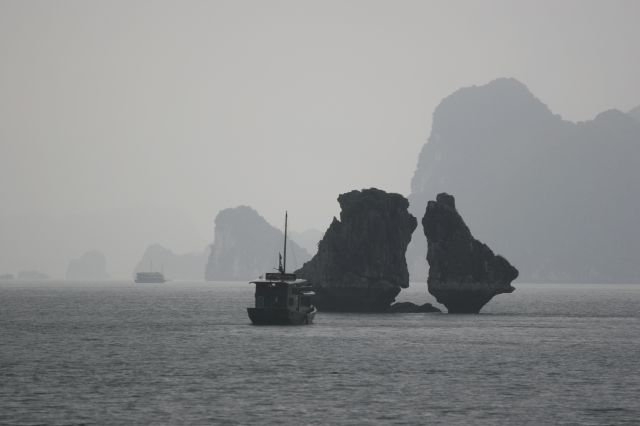 Zdjęcia: Zatoka Ha Long, spokój, WIETNAM Zdjęcia: Zatoka Ha Long, spokój, WIETNAM