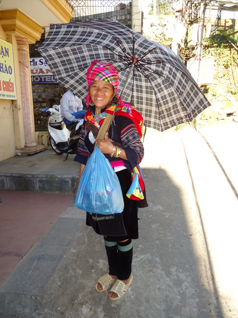 Zdjęcia: Sa Pa, Lao Cai, Kobiety Hmong (2), WIETNAM Zdjęcia: Sa Pa, Lao Cai, Kobiety Hmong (2), WIETNAM