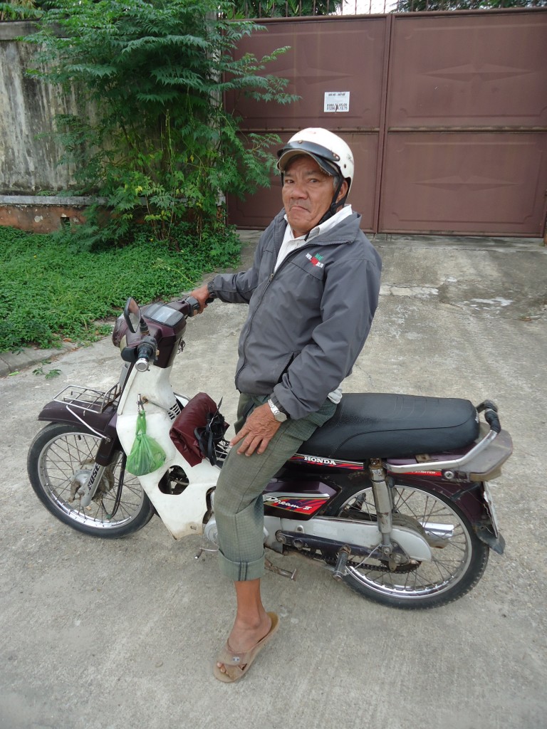Zdjęcia: Hue, Thua Thien-Hue, Motorbike ?, WIETNAM Zdjęcia: Hue, Thua Thien-Hue, Motorbike ?, WIETNAM