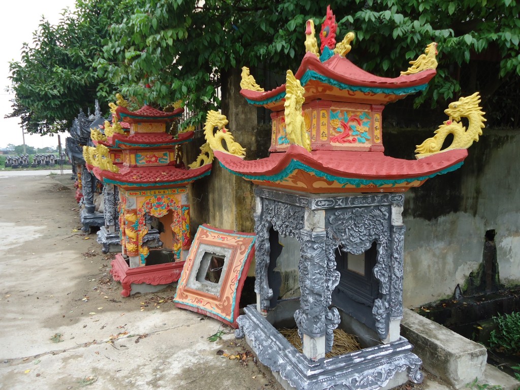 Zdjęcia: Vinh Loc, Thanh Hoa, Kolorowe nagrobki, WIETNAM Zdjęcia: Vinh Loc, Thanh Hoa, Kolorowe nagrobki, WIETNAM