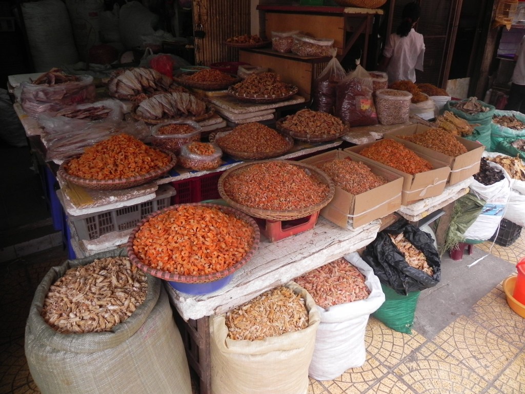 Zdjęcia: bazar, hanoi, krewetki suszone, WIETNAM Zdjęcia: bazar, hanoi, krewetki suszone, WIETNAM