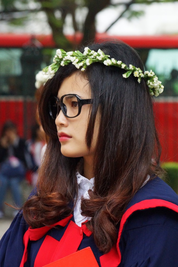 Zdjęcia: Hanoi, Absolwentka, WIETNAM Zdjęcia: Hanoi, Absolwentka, WIETNAM