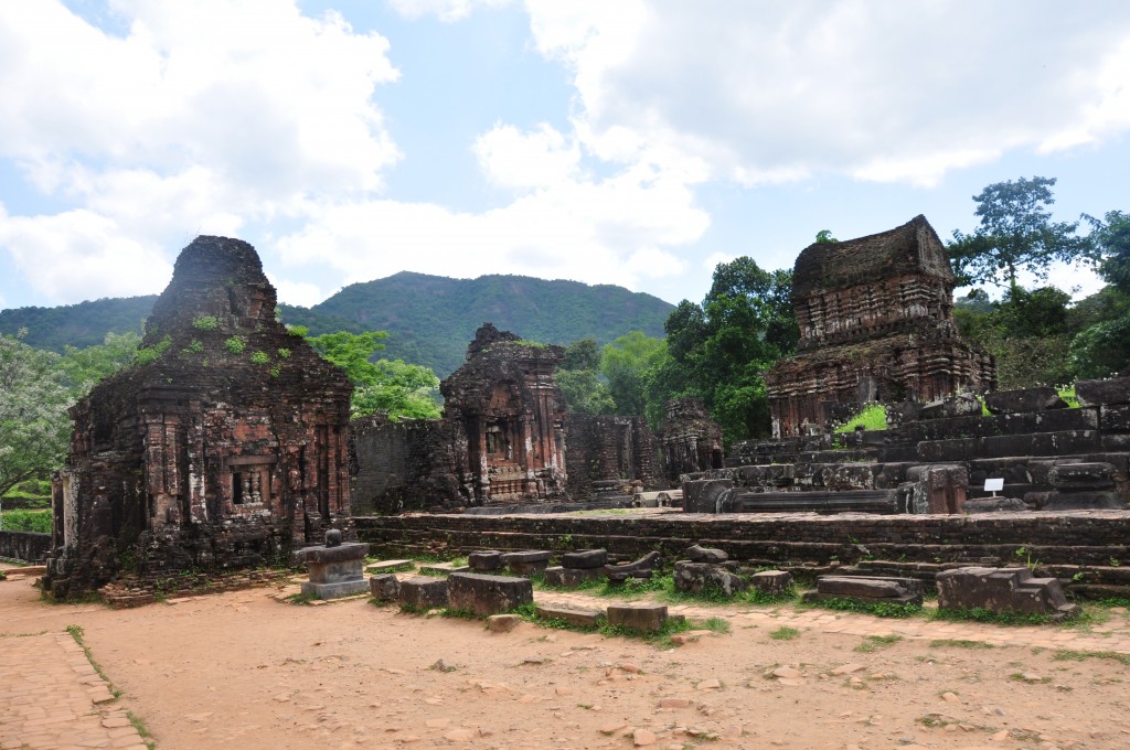 Zdjęcia: Da Nang, Hoi an, ruin Mỹ Sơn, WIETNAM Zdjęcia: Da Nang, Hoi an, ruin Mỹ Sơn, WIETNAM