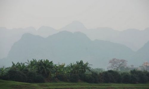Zdjęcie WIETNAM / Pagoda Huong / 50 km. od Hanoi / Na szlaku