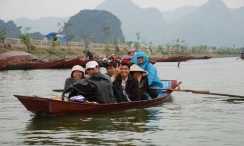 Zdjęcie WIETNAM / Pagoda Huong / 50 km. od Hanoi / Na szlaku