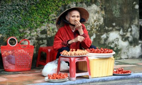 Zdjecie WIETNAM / Quảng Nam / Hội An / Handlarka w Hội An