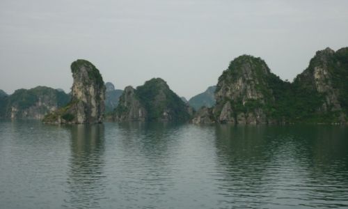 Zdjecie WIETNAM / Prowincja Quang Ninh / Zatoka Ha Long / Ha Long przy porannej mgiece