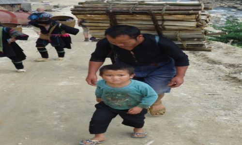 Zdjecie WIETNAM / Lao Cai / Sa Pa / Lepiej by pomg zamiast robi zdjcia ...
