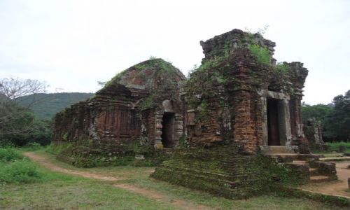 Zdjecie WIETNAM / Prowincja Quang Nam / rodkowy Wietnam / My Son / Architektura Czamw (3)