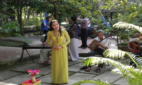 Zdjęcie WIETNAM / wyspa  kokosowa / .. / folklor wietnamski