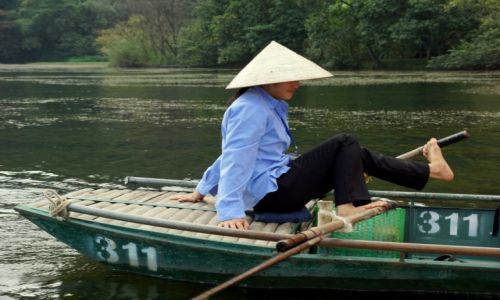 Zdjcie WIETNAM / - / okolice Hanoi / Wiosujca nogami.