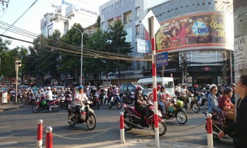 Zdjcie WIETNAM / Ho Chi Minh / Ho Chi Minh / Kto nas policzy
