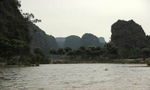 Zdjecie WIETNAM / Wietnam Pnocny / Ninh Binh / Gry na wodzie