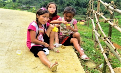 Zdjcie WIETNAM / Lao Cai / Sa Pa / Dzieci