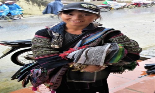 Zdjecie WIETNAM / Lao Cai / Sa Pa / Pani z ludu Hmong