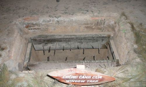 Zdjecie WIETNAM / Cuchi tunnels / muzeum / czego to nie wymyślą