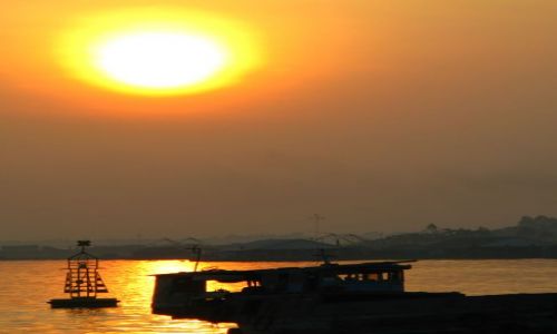 Zdjecie WIETNAM / brak / Mekong / wschod slonca na Mekongu