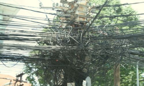 Zdjecie WIETNAM / Saigon / Saigon / co na to zaklad elektryczny