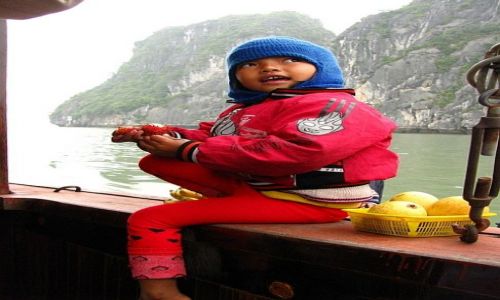 Zdjęcie WIETNAM / brak / zatoka  Ha Long / portrety Wietnamczyków 3