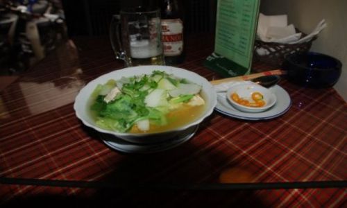 Zdjęcie WIETNAM / Hanoi / ul. Hang Hanh / Zupa Pho za 1 USD