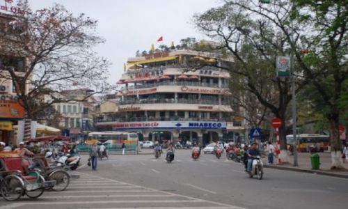 Zdjęcie WIETNAM / Hanoi / ul. Le Thai To / Le Thai To