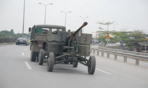 Zdjęcie WIETNAM / Hanoi / Duong Nguyen Khoai / Mobilne sily VN