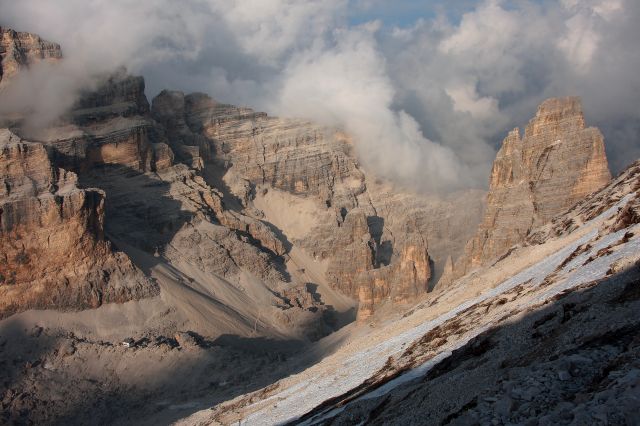 Zdjęcia: Dolomity, Alpy, Popołudniowa gra światła na Tofanie, WłOCHY Zdjęcia: Dolomity, Alpy, Popołudniowa gra światła na Tofanie, WłOCHY
