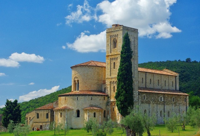 Zdj cia: Toskania, Toskania, Abbazia di Sant Antimo, WOCHY