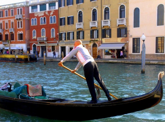 Zdj cia: Wenecja, Wenecja Euganejska, Gondolier w stroju niegondolierskim, WOCHY