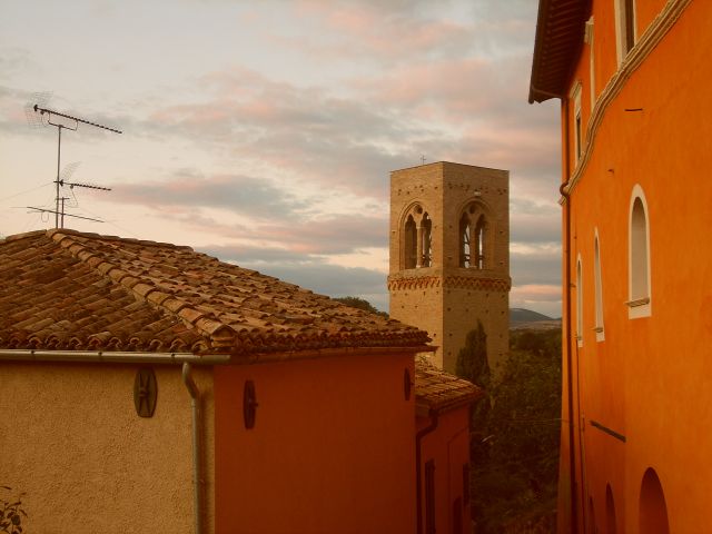 Zdjęcia: San Severino Marche, Marche, Spacer o zachodzie slońca, WłOCHY Zdjęcia: San Severino Marche, Marche, Spacer o zachodzie slońca, WłOCHY
