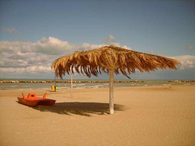 Zdjęcia: Cicitanova Marche, marche, Parasol, WłOCHY Zdjęcia: Cicitanova Marche, marche, Parasol, WłOCHY