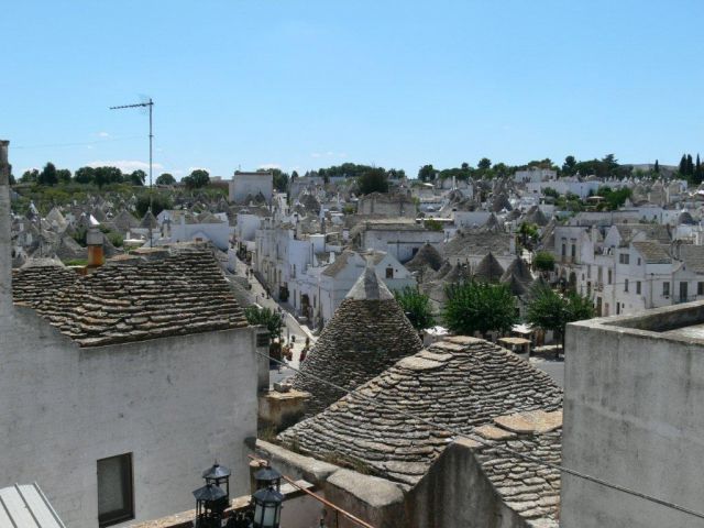 Zdjęcia: Alberobello, Domki przypominające ule, WłOCHY Zdjęcia: Alberobello, Domki przypominające ule, WłOCHY