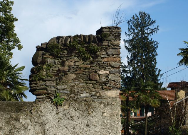 Zdjęcia: Stresa, Lago Maggiore, w uliczce, WłOCHY Zdjęcia: Stresa, Lago Maggiore, w uliczce, WłOCHY
