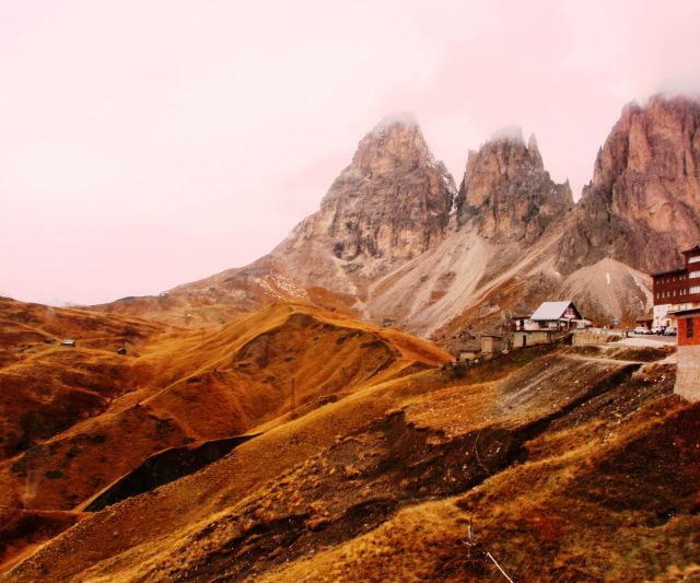 Zdjęcia: w górach, Dolomity włoskie, Dolomity w zachodzącym słońcu, WłOCHY Zdjęcia: w górach, Dolomity włoskie, Dolomity w zachodzącym słońcu, WłOCHY
