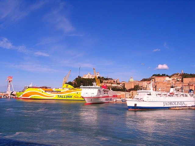 Zdjęcia: Ankona, Marche, Port w Ankonie, WłOCHY Zdjęcia: Ankona, Marche, Port w Ankonie, WłOCHY