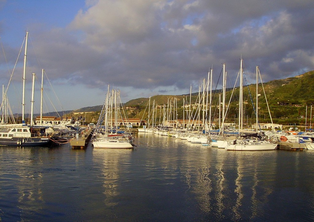 Zdjęcia: Tropea, Kalabria, port w Tropei, WłOCHY Zdjęcia: Tropea, Kalabria, port w Tropei, WłOCHY
