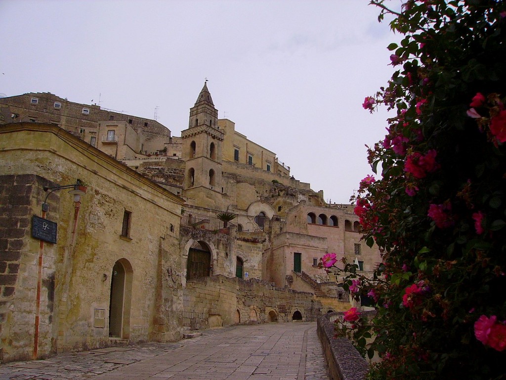 Zdjęcia: Matera, Basilicata, róże i kamienne miasto, WłOCHY Zdjęcia: Matera, Basilicata, róże i kamienne miasto, WłOCHY