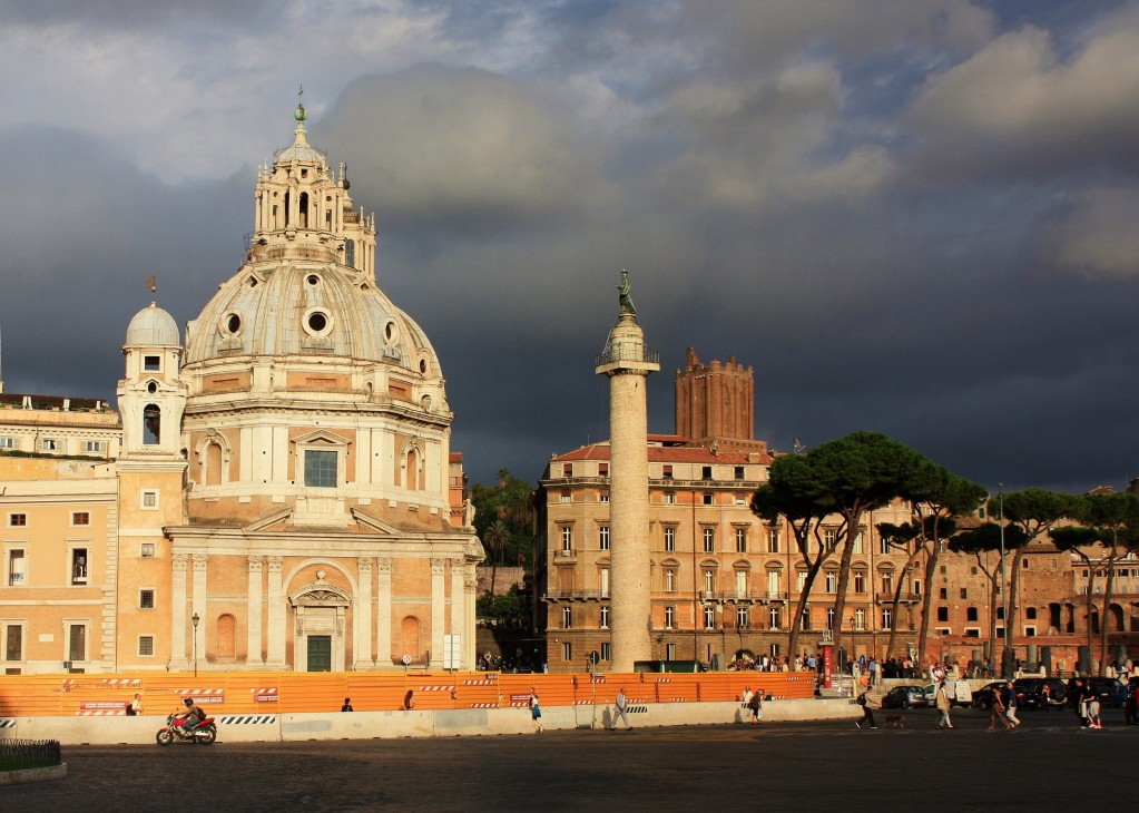 Zdjęcia: Rzym, Lazio, Piazza di Loreto, WłOCHY Zdjęcia: Rzym, Lazio, Piazza di Loreto, WłOCHY